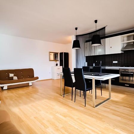 Dor De Mare - Apartments Singapore - Huge Terrace - Seaview - 150M From The Beach ! Năvodari Εξωτερικό φωτογραφία